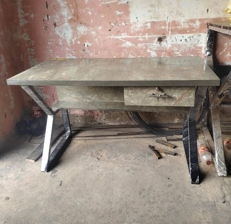 Office k frame table 0