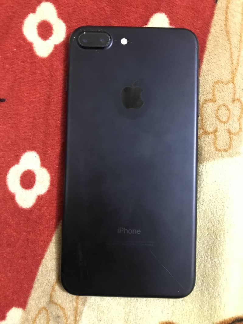 Apple iPhone 7 Plus 4