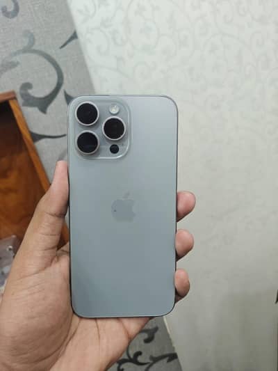 Apple iPhone 15 Pro Max
