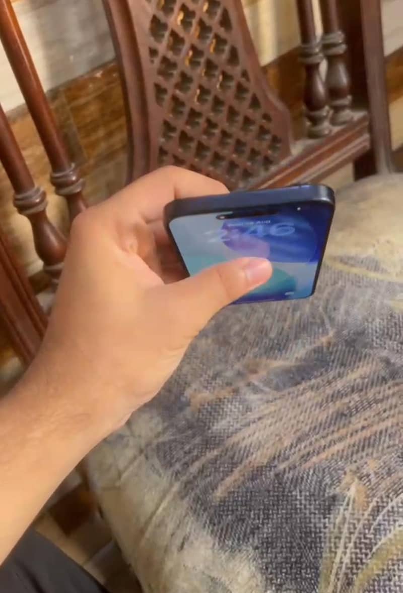 Apple iPhone 15 Pro Max 5