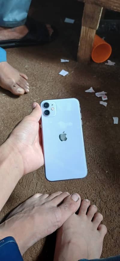 Apple iPhone 11