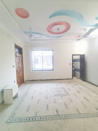Ghouri town pH 5b first floor water Tanker electrity Available
