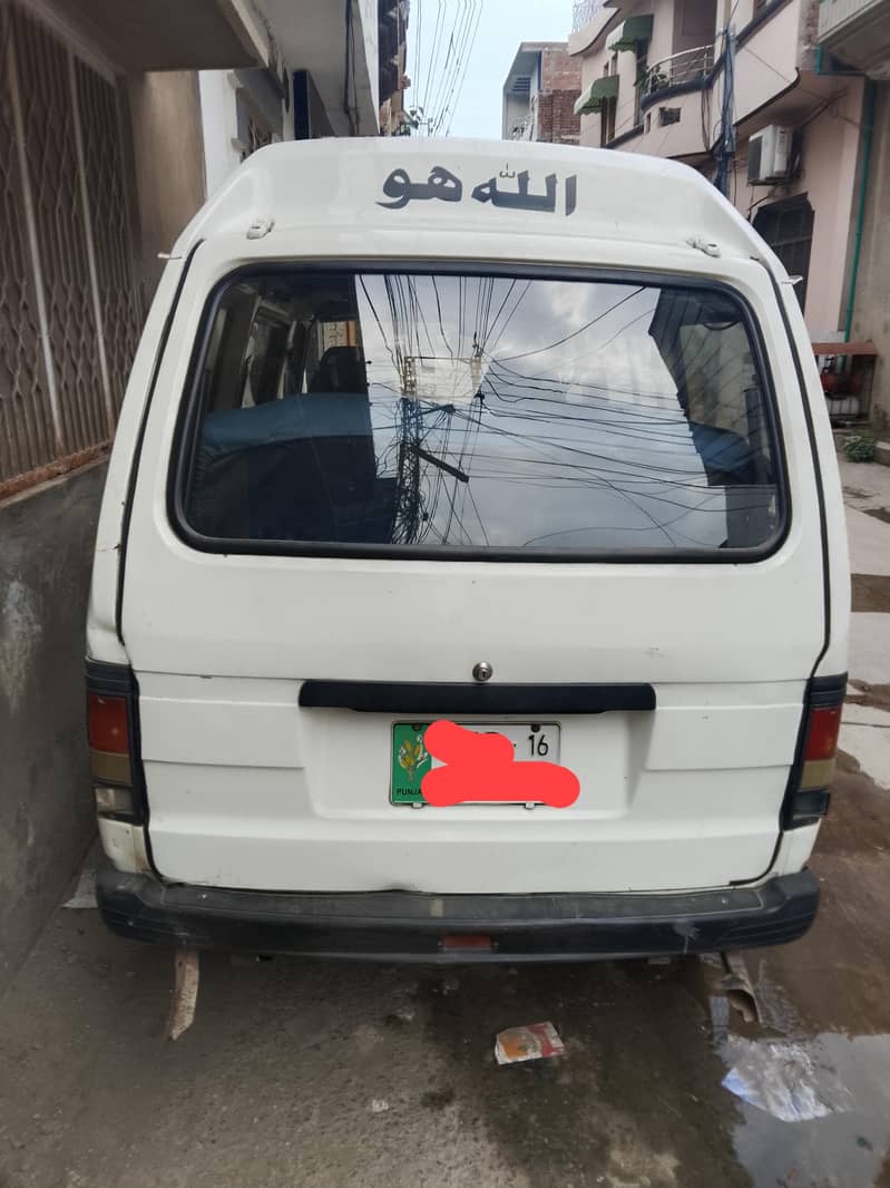 Suzuki Bolan 2016 1
