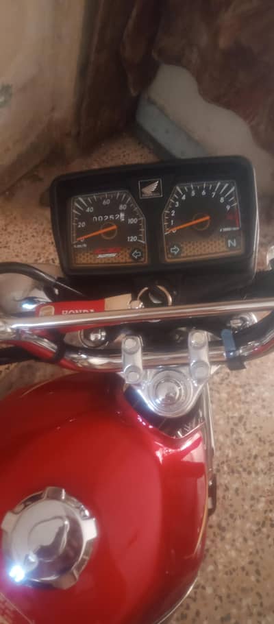 Honda cg125 gold edition