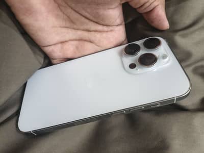 Apple iPhone 14 Pro