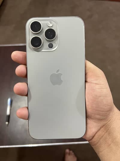 Apple iPhone 15 Pro Max