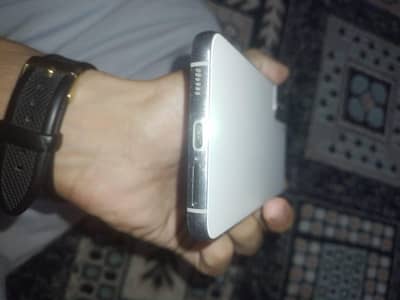 Samsung Mobile S22 Plus
