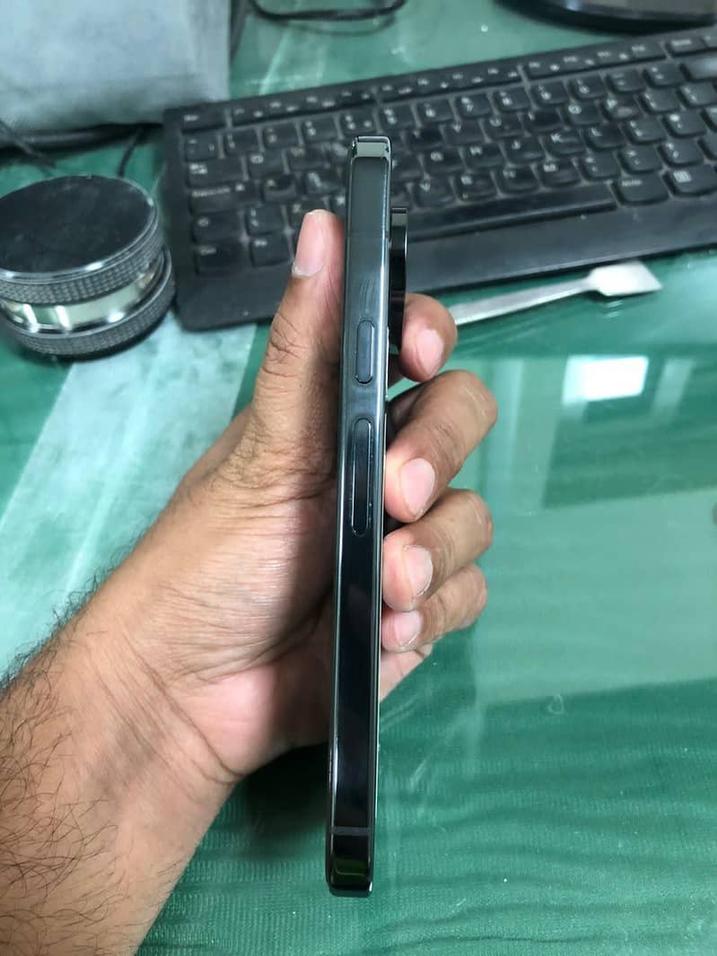 Google pixel 9 pro 2