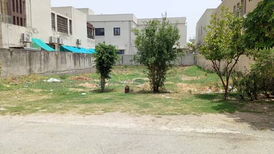 100 Feet Road Plot No-3036 Block Y - 20 Marla Plot On Top Location of Phase 7 DHA Lahore For Urgent Sale