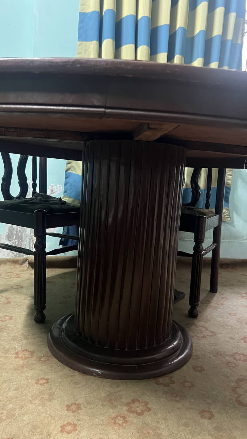 Dining table 3