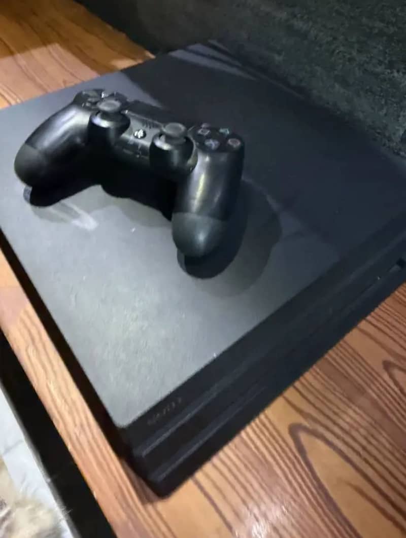 PS4 Pro 1Tb Jailbroken 2