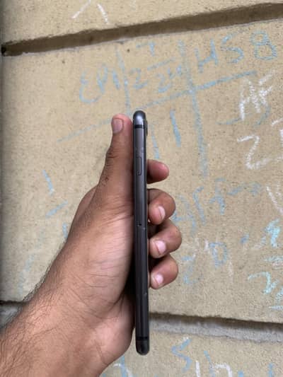 Apple iPhone 8