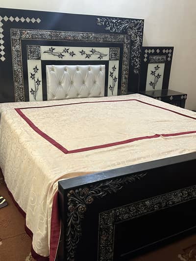 Wooden Bed with Dressing Table – Like New