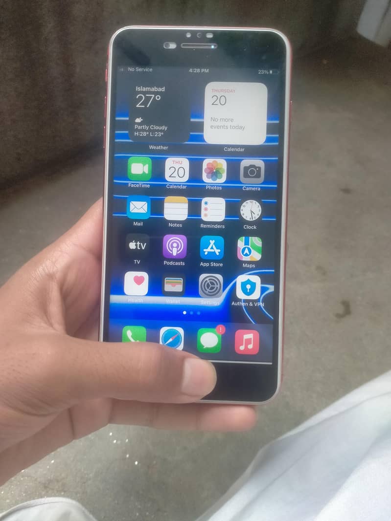 Apple iPhone 7 Plus 2