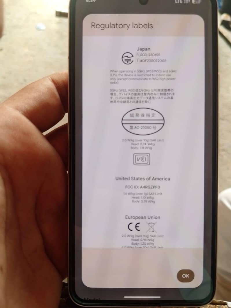 Google Pixel 8 4