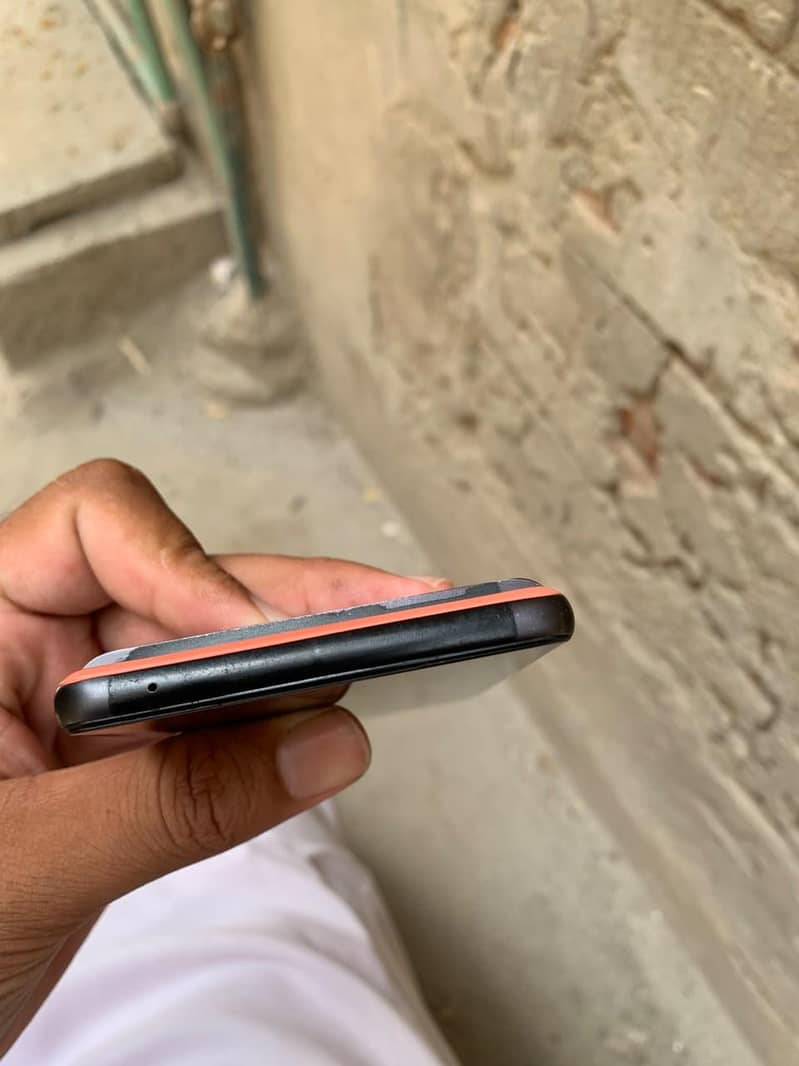Google Pixel 6 3
