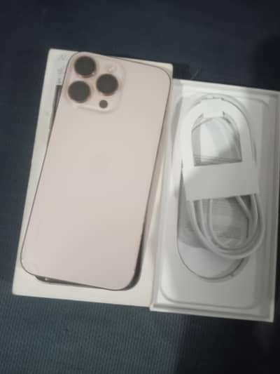Apple iPhone 16 Pro Max jv