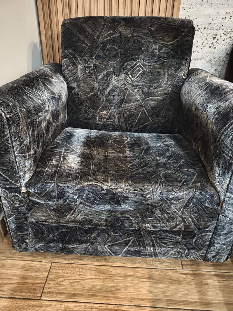 9 seater sofa 0