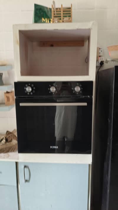 Baking over for sale urgent, lush condition 10/10