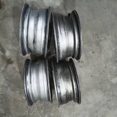 alloy wheels Urgent for sale