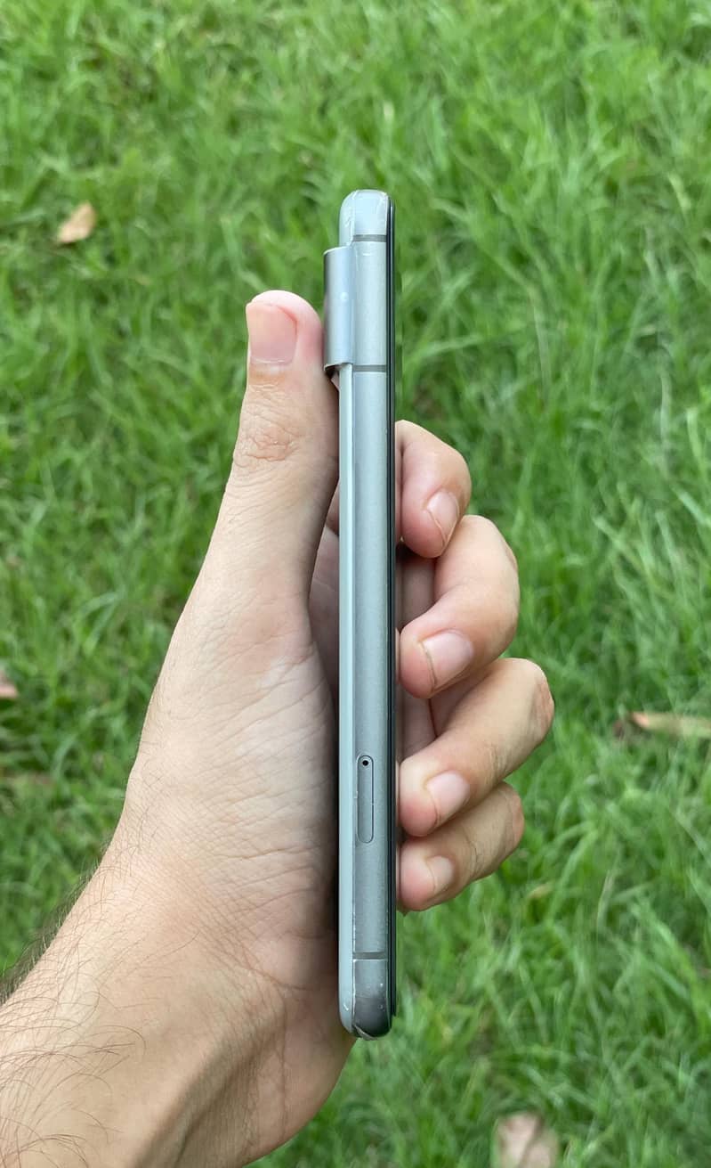 Google Pixel 8 1