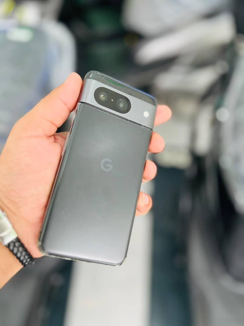 Google Pixel 8 6