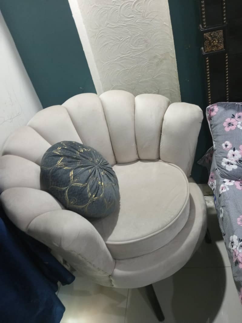sofa chair 1