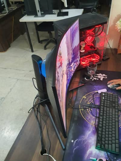 Samsung Odyssey G7 27" Gaming Monitor for Sale