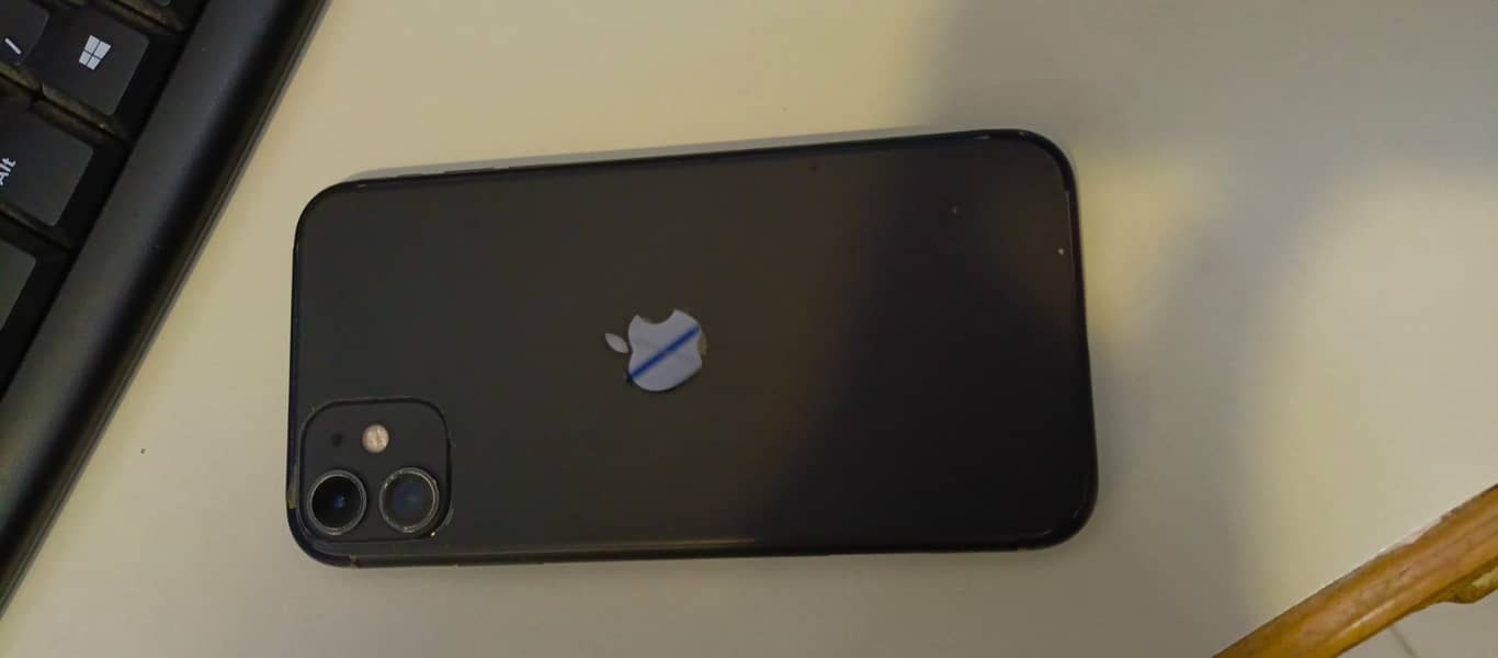 Apple iPhone 11 7