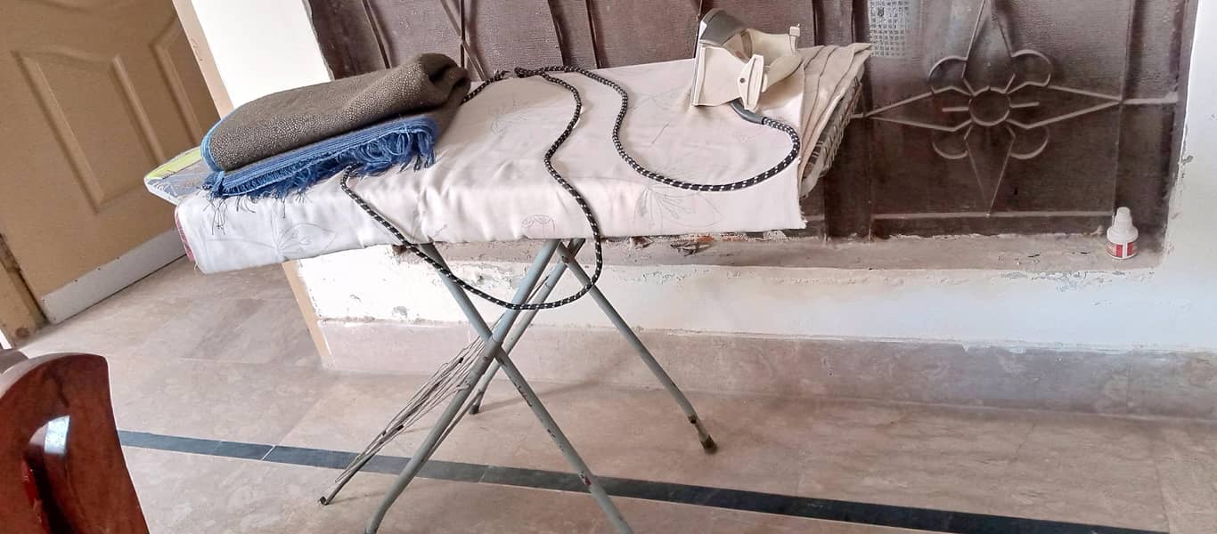 iron stand 2