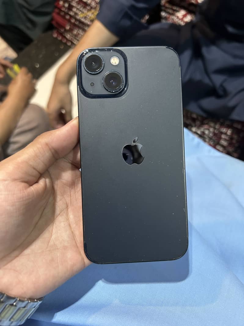 Apple iPhone 13 2