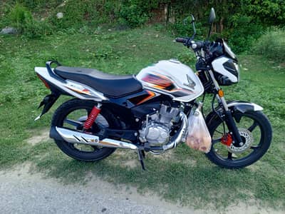 CB deluxe modal 24 siryal 27 nambar pi na da shwi 0311''94'''77''260