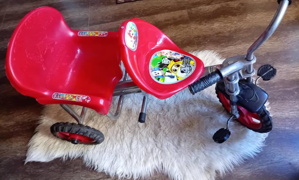 Small 3 wheels cycle 2
