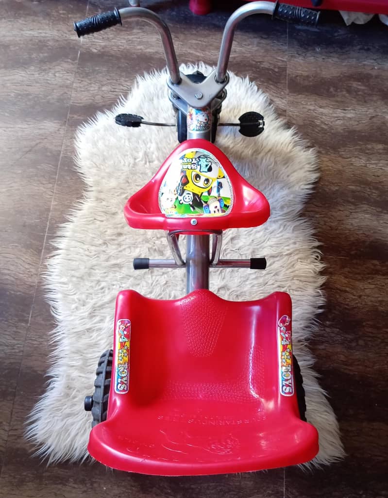 Small 3 wheels cycle 3