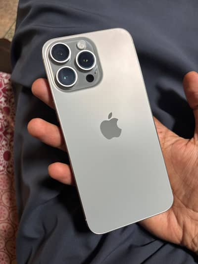 Apple iPhone 15 Pro Max