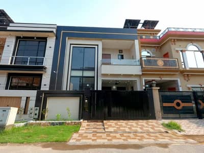 5 Marla House In Park View City For Sale At Good Location