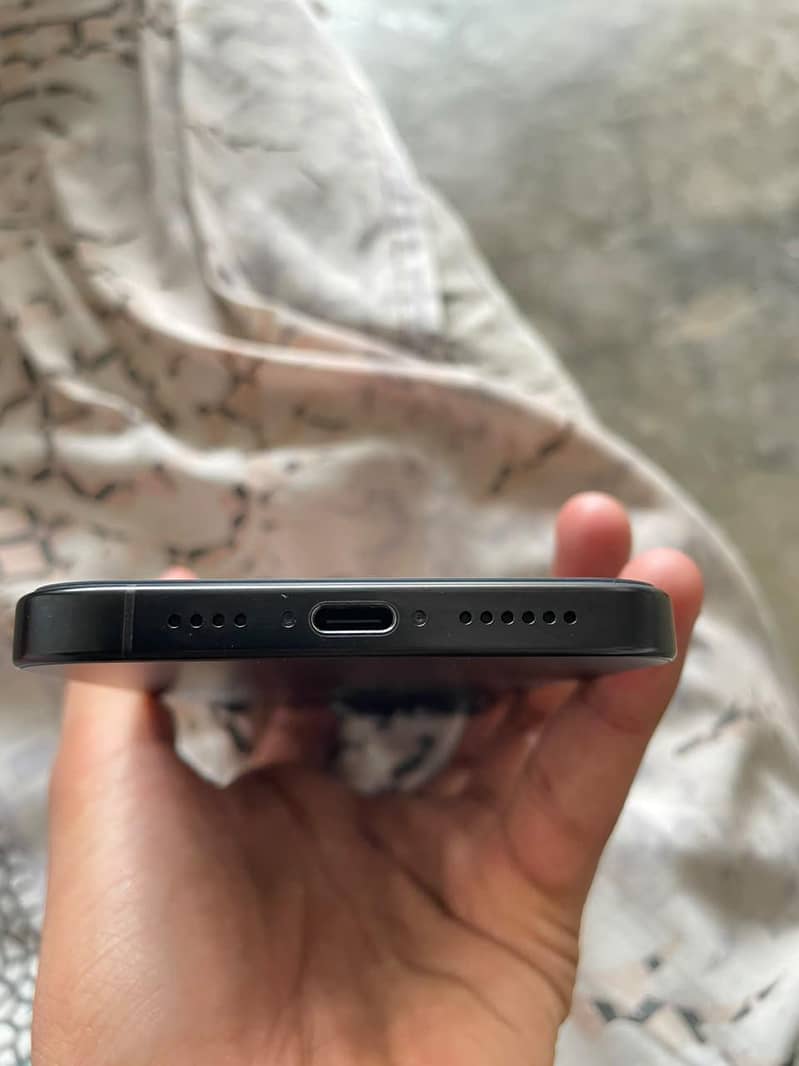 iphone 16 pro max 2