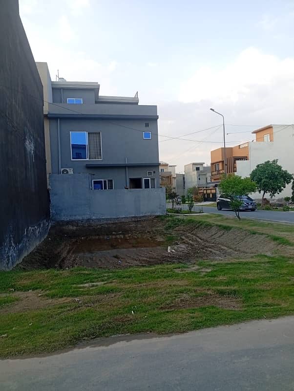 Solid Owner Build Grey Structure Good Acomodation 2
