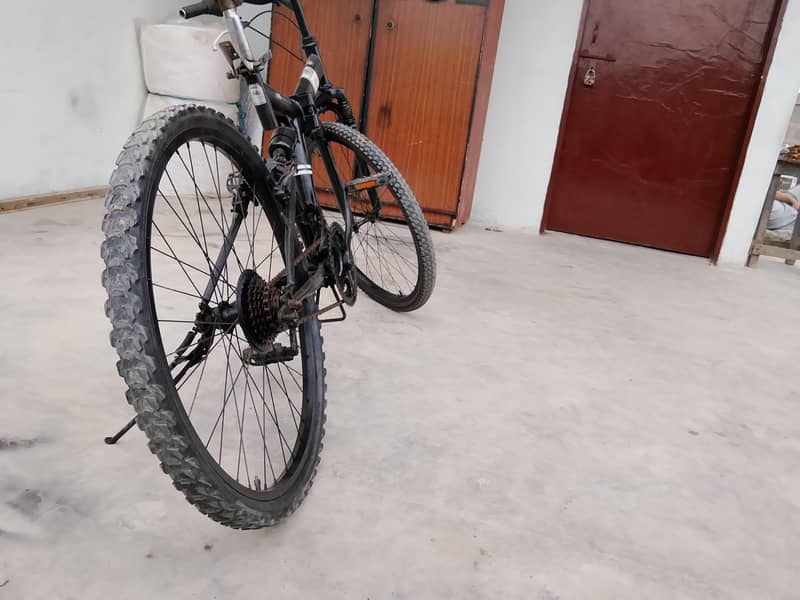 mountain bicycle 3