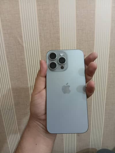 Apple iPhone 15 Pro Max