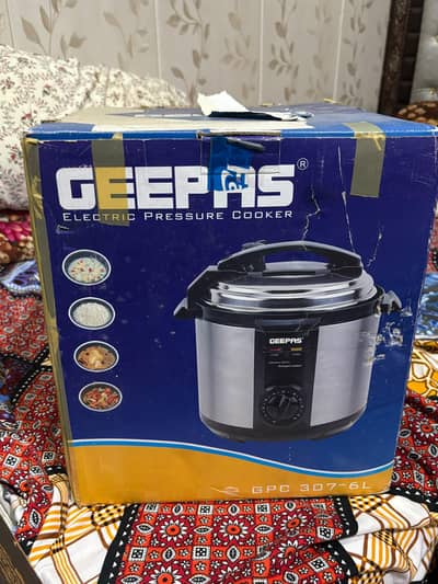Geepas 6 Litre Electric Pressure Cooker GPC-307-6L