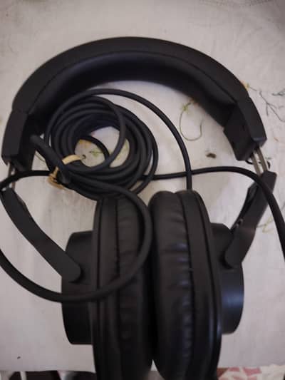 Audio Technica ATH-M20X Headphones