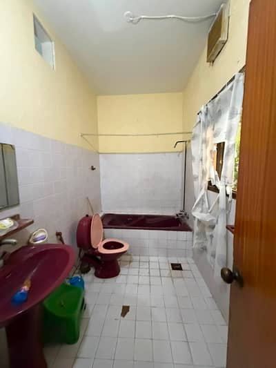 10 Marla Very Neat Upper Portion Is For Rent In Wapda Town Phase1 Block D3.