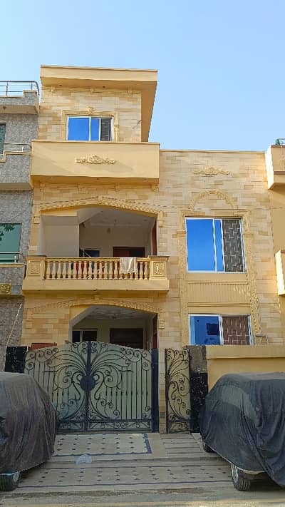 5 Marla Beautiful House For Rent