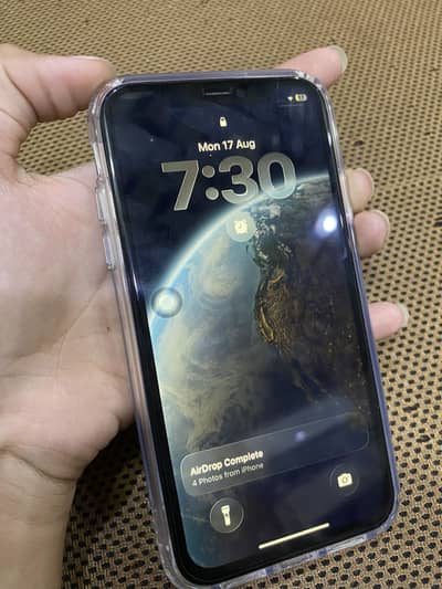 Apple iPhone 11 wattsapp mess only 0304 4192276