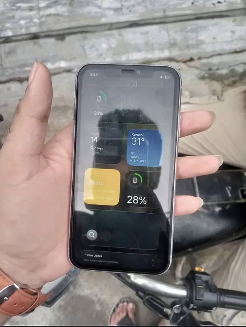 Apple iPhone 11 3
