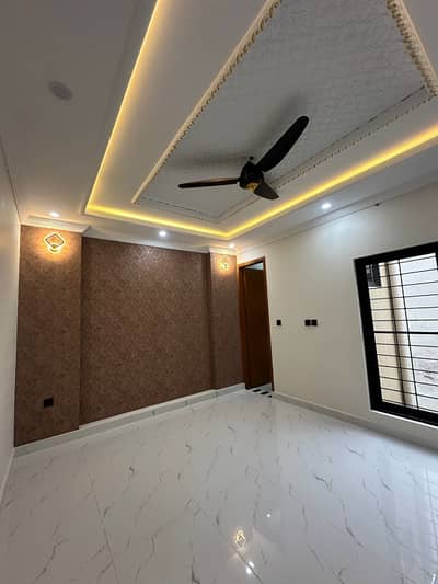 5 Marla Beautiful Lower Portion Available For Rent In Tulip Overseas Block Park View City