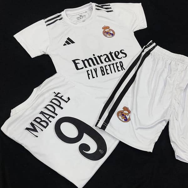 Mbappé - Real Madrid  Football Kit - KIDS