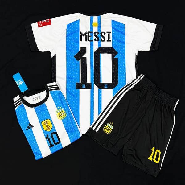 MESSI - Argentina  Football Kit - KIDS