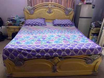King size Bedroom set DECO in very good condition
